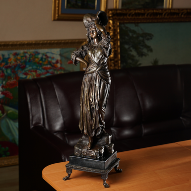 Статуэтка из бронзы "Золотая Сиеста" начала 20 век, Европа (9 кг)