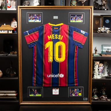 Сертифицированный автограф футболиста Лионеля Месси (87х118 см)