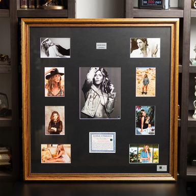 Сертифицированный автограф актрисы Дженнифер Энистон с коллажем фото