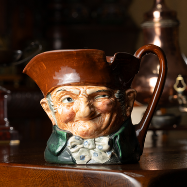 Фарфоровый кувшин "Courtier" 1973–1981 годов от Royal Doulton, Англия