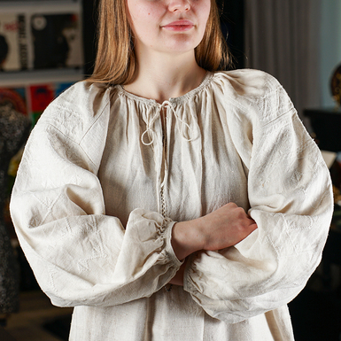 Вышитая женская сорочка белым по белому на домотканом конопляном полотне, Полтавщина, конец 19 - начало 20 века