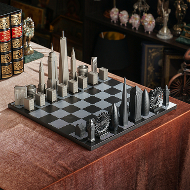 Шахматы из нержавеющей стали "Лондон против Нью-Йорка" на деревянной доске от Skyline Chess (38х38 см)