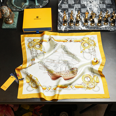 Платок из натурального шелка "Compass Elegance" от WENSLI