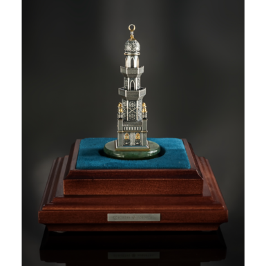 Печатка "Мінарет мудрості" зі срібла з діамантами, смарагдами, сапфірами та нефритом від Lobortas