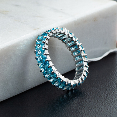 Серебряное кольцо с фианитами "Silver Spark"