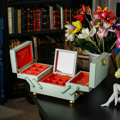 Шкатулка для украшений "Amelle" от Wolf