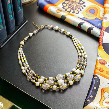 Ожерелье "Шарм" 3-рядное из венециалки, антикварного баламута, винтажного перламутра, содалита, халцедона