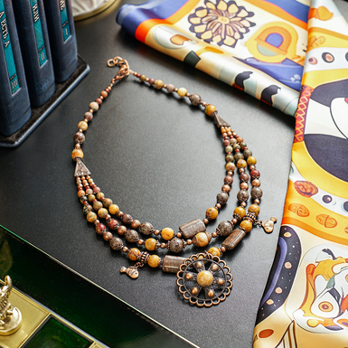 Ожерелье "Рыбки" 3-рядное из 3 видов яшмы, металла под медь