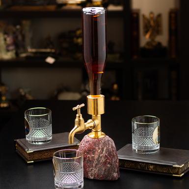 Диспенсер для алкоголя "Pinky" от MARKAM