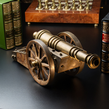 Decorative cabinet cannon made of bronze and wood