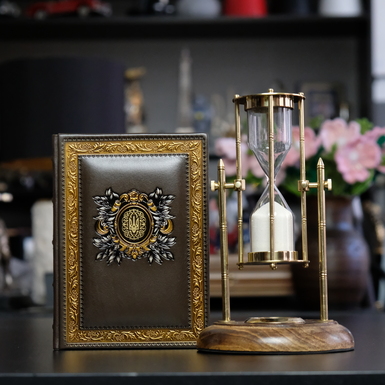 Подарунковий комплект вінтажний пісочний годинник "Royal compass 1953" та щоденник "Лідер"