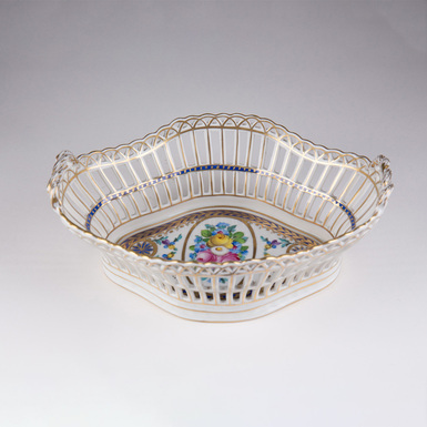 Фарфоровое блюдо "Flowers" от Carl Thieme, Германия, 1902-1920 г.г.