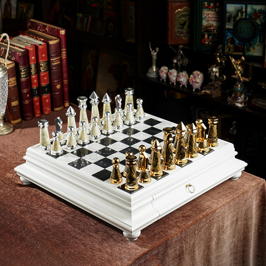 Шахматный набор "Golden Silence" с деревянной доской и фигурками с позолотой и посеребрением от ITALFAMA