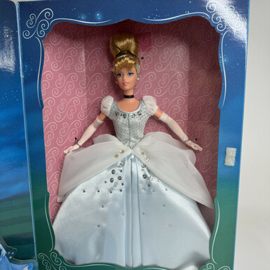 Коллекционная кукла "Барби - Золушка" от Barbie, 1998 год
