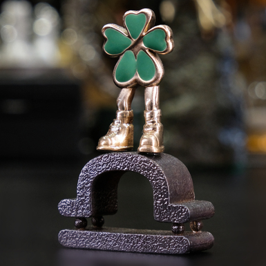 Бронзовая статуэтка "Libra" от Vizuri