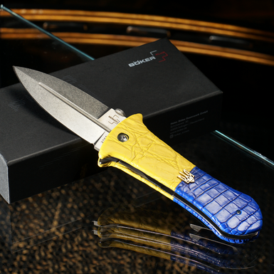 Номерной клинок Boker Plus (Германия) в желто-голубом цвете с Гербом Украины