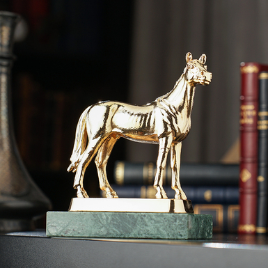 Авторская скульптура из позолоты "Величие" от Евгения Епура