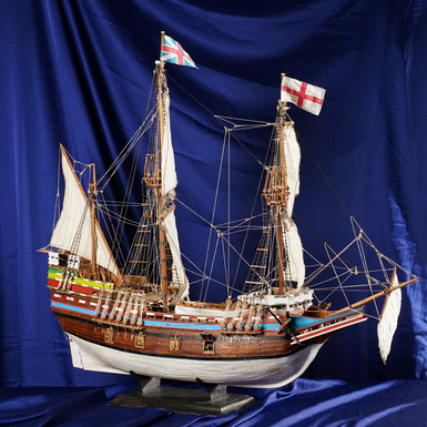 Деревянная модель галеона "Мэйфлауэр" 17 века ручной работы