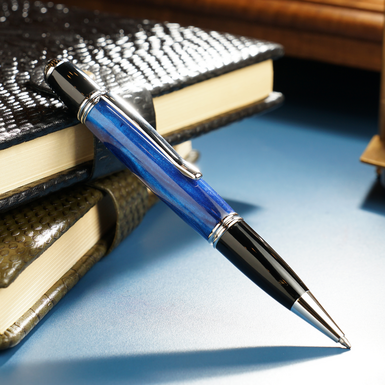 Шариковая ручка "Key" из ювелирной смолы от Kaminsky Studio