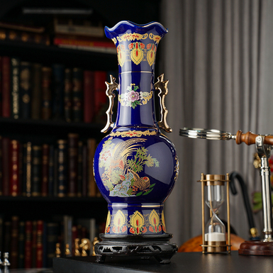 Раритетная фарфоровая ваза "Павлин в цветах"