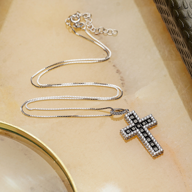 Крестик Energy из серебра 925 пробы с кубическим и черным цирконием от SOVRANI