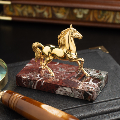 Позолоченная статуэтка "Золотая Лошадь Удачи 2026" из латуни «Pandora» на мраморной подставке от UKRAINIAN SCULPTURE