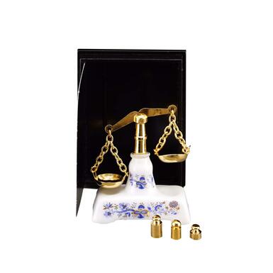 Миниатюра "Весы с гантелями" (для взвешенных решений) от Reutter Miniaturen