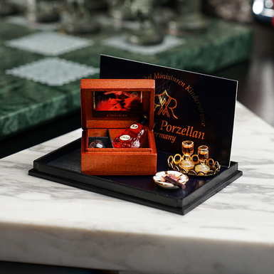 Миниатюра "Набор коньяка с сигарами" от Reutter Miniaturen
