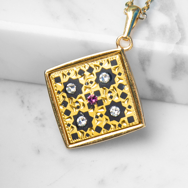 Кулон "Treasure" из дамасской стали с позолотой от бренда Anframa