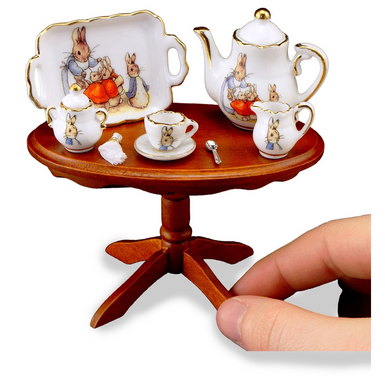 Миниатюра "Table Peter Rabbit Classic" от Reutter Miniaturen