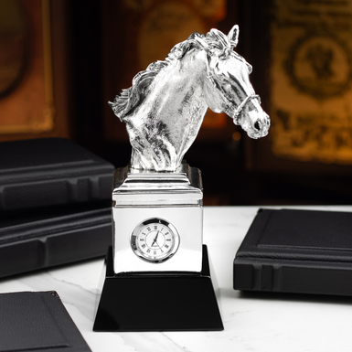 Посеребренная статуэтка с часами "Конская сила ко времени" от ArtBe