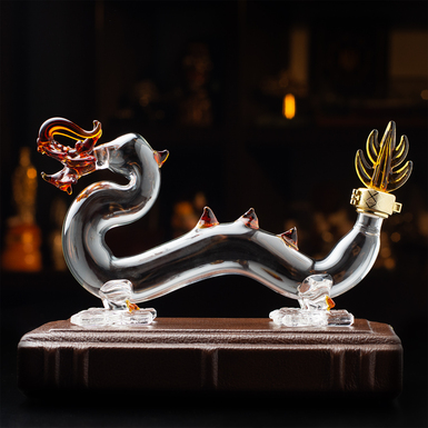 Стеклянный декантер для виски "Год дракона" из коллекции "Китайский гороскоп" от The Wine Savante (150 мл)