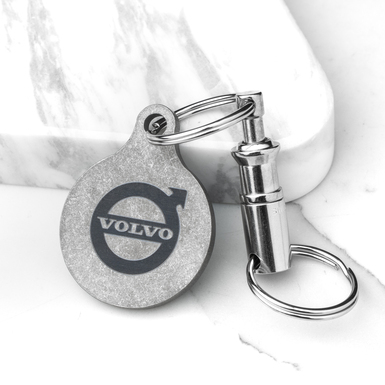 Титановый брелок "Volvo" со швейцарским карабином "Victorinox" от Calti