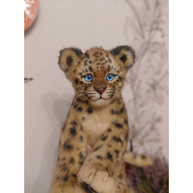 Меховая игрушка "Леопардик" ручной работы