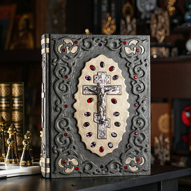 Подарочная Библия в кожаном переплете с посеребрением и кристаллами Swarovski