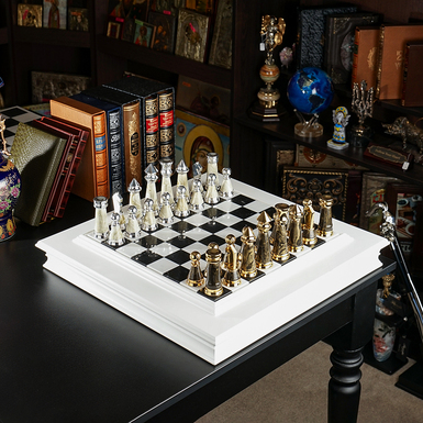 Шаховий набір "Ars Regendi" з мармуровою дошкою ручної роботи та фігурками з позолотою та посрібленням від ITALFAMA