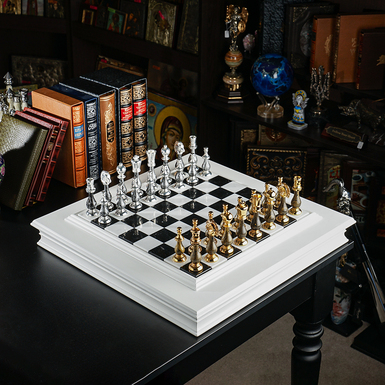 Шаховий набір "Ferro Antico" з мармуровою дошкою ручної роботи та фігурками з позолотою та посрібленням від ITALFAMA