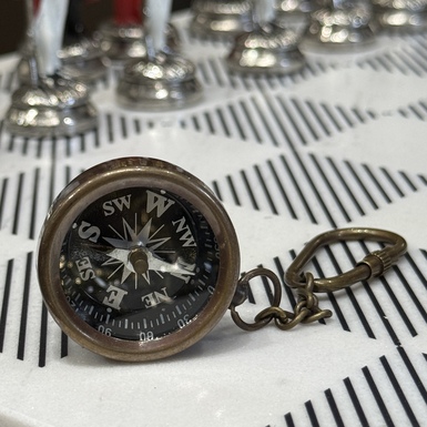 Брелок "Компас" из латуни с бронзовым покрытием от Ross London