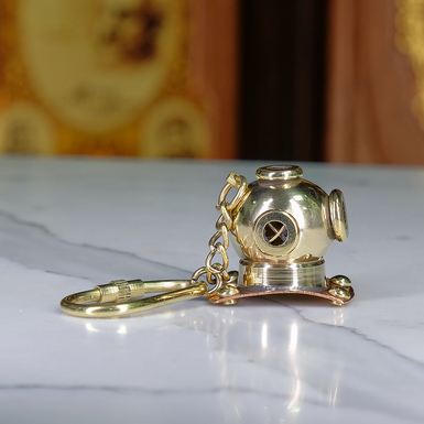 Брелок "Водолазный шлем" из латуни от Ross London