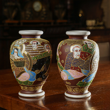 Пара вінтажних порцелянових японських ваз Moriage Satsuma (сер. ХХ ст.)