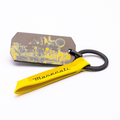 Брелок из кожи с жетоном "Maserati" (желтый) от Pininfarina