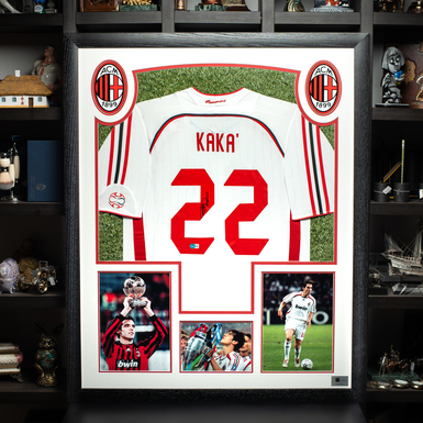 Certified autograph of Brazilian footballer Ricardo "Kaká" Izekson on a jersey with a photo collage (87.5 x 108 cm)