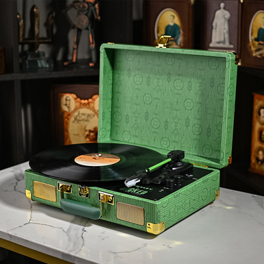 Програвач "Wicked Cruiser Plus" в кольорі ельфаба-грін від CROSLEY