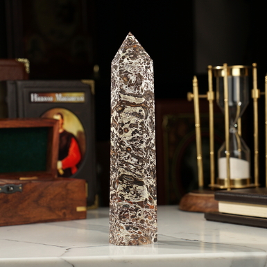 Обеліск з яшми "Тиша Землі" від Stone Art Designe (542 г)