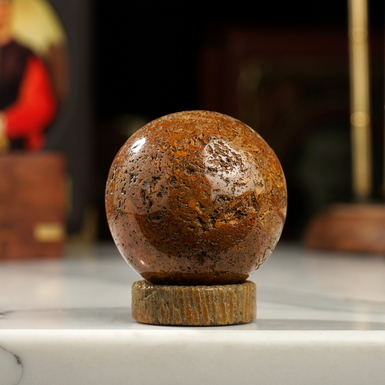 Куля з коралу "Глибина океану" на підставці від Stone Art Designe (195 г)