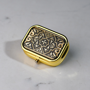 Таблетниця з позолотою "Outline" від бренду Anframa