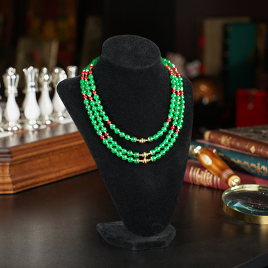 Coral and jade necklace "Forest Song"