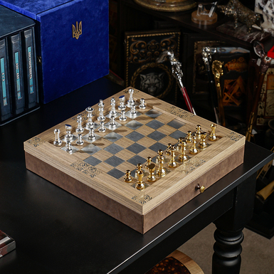 Chess set "Eternal Clash" with wooden board and gold and silver-plated pieces from ITALFAMA