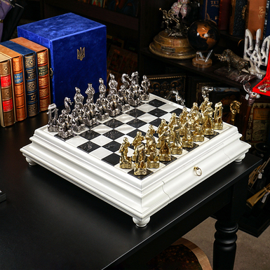 Chess set "Celestial Kyoto" with wooden board and metal pieces from ITALFAMA