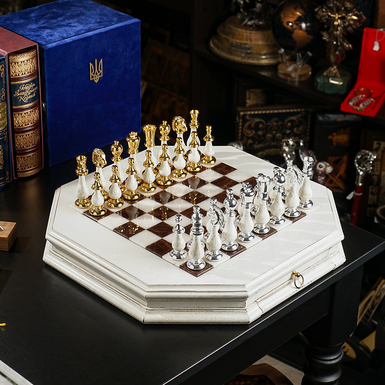 Шахматный набор "King Move" с деревянной доской и фигурками с позолотой и посеребрением от ITALFAMA